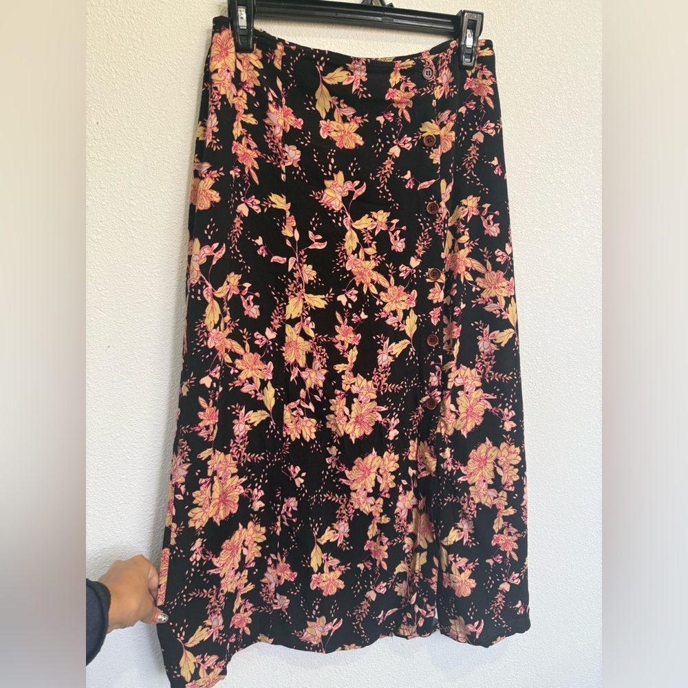 Free People Retro Love Floral Midi Skirt Button Front Slit Boho Size 6 - Picture 3 of 8